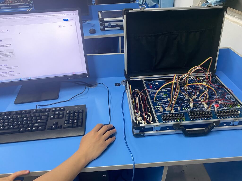 计算机组成原理实验课💻